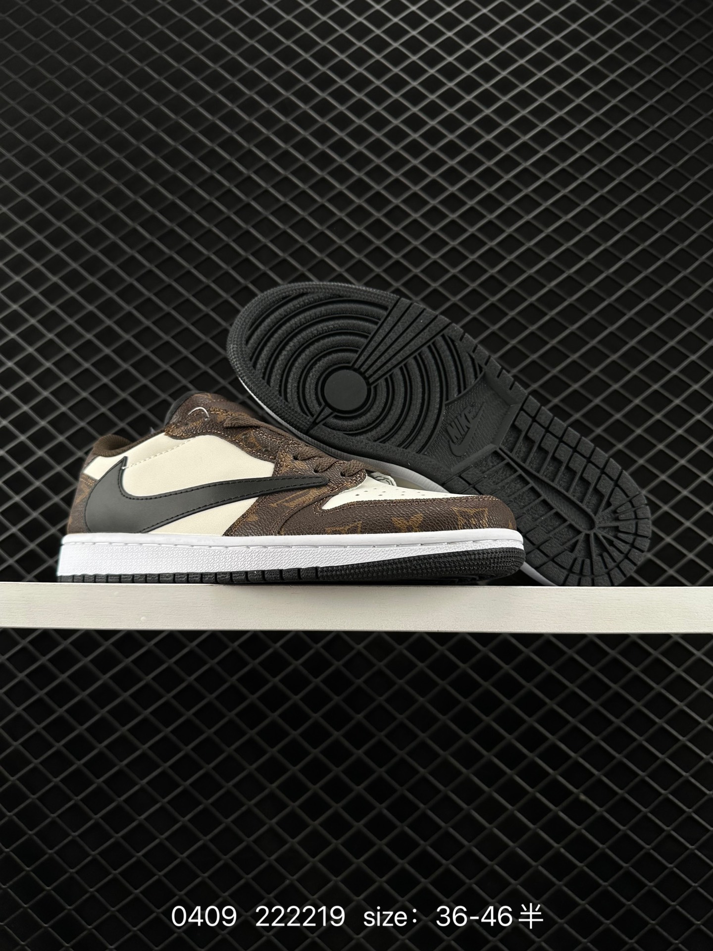 Travis Scott x Air Jordan 1 ” Reverse Mocha “